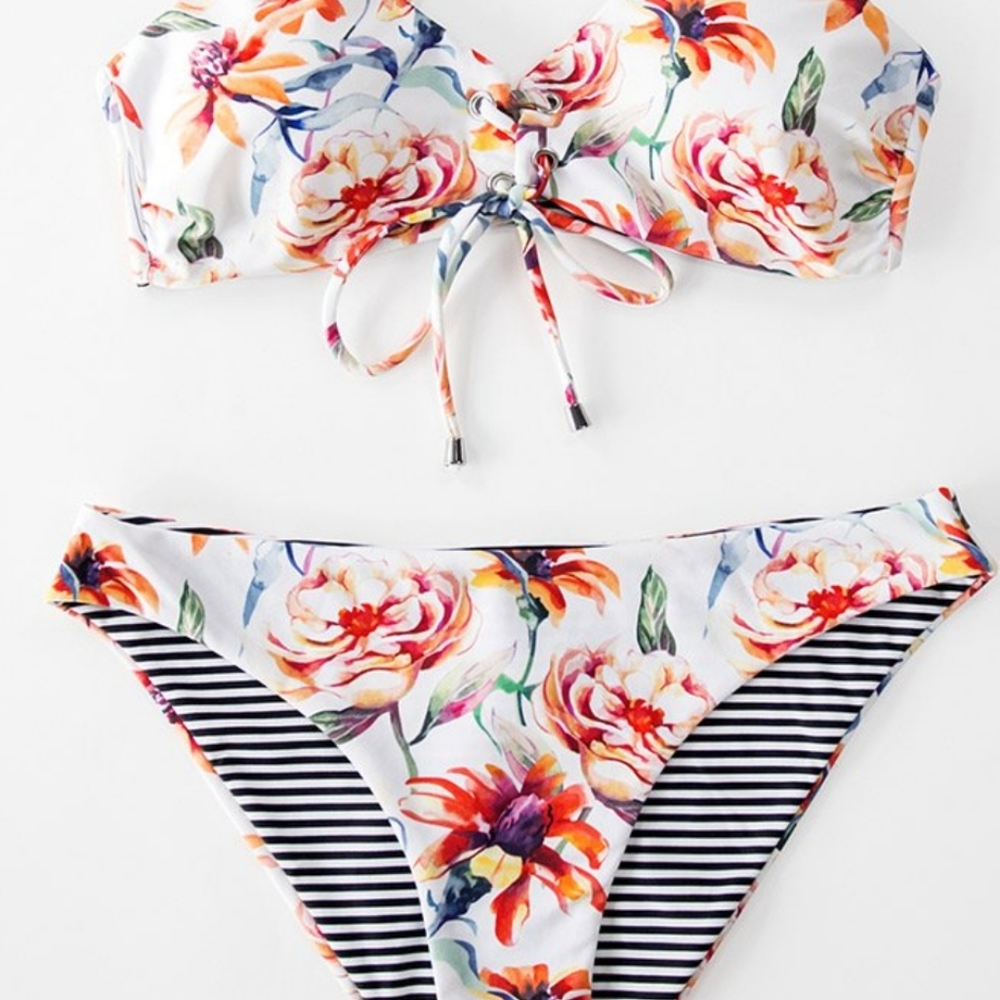 NWT Floral Stripe Reversible Bikini